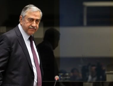 Προκλητικός Ακιντζί: «Όμηροι του στάτους κβο οι Τουρκοκύπριοι»!